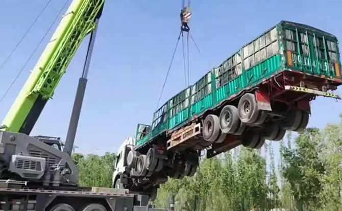 柳林道路脱困救援案例
